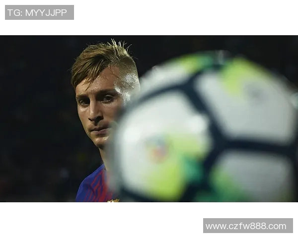 德国足球明星Kern的辉煌历程与对足球的热爱之路