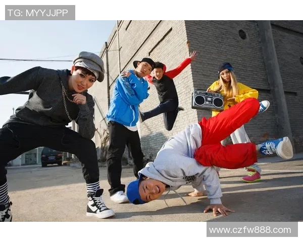 杭州街舞队配合引发热议舞者之间默契与争议的深度探讨